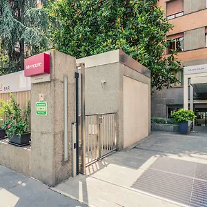 Hotel Mercure Solari, Milan